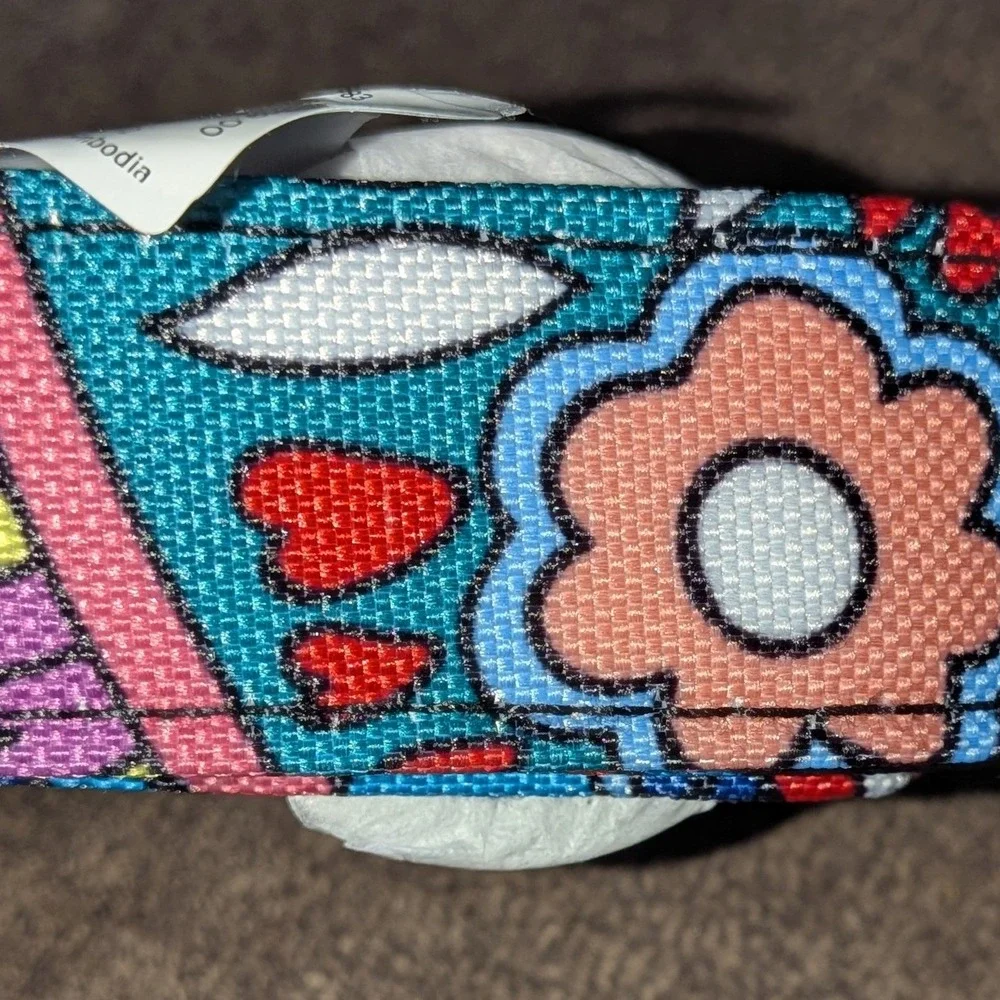 Vera Bradley Lighten Up Wide Lanyard Haymarket Paisley 28182-R88 New